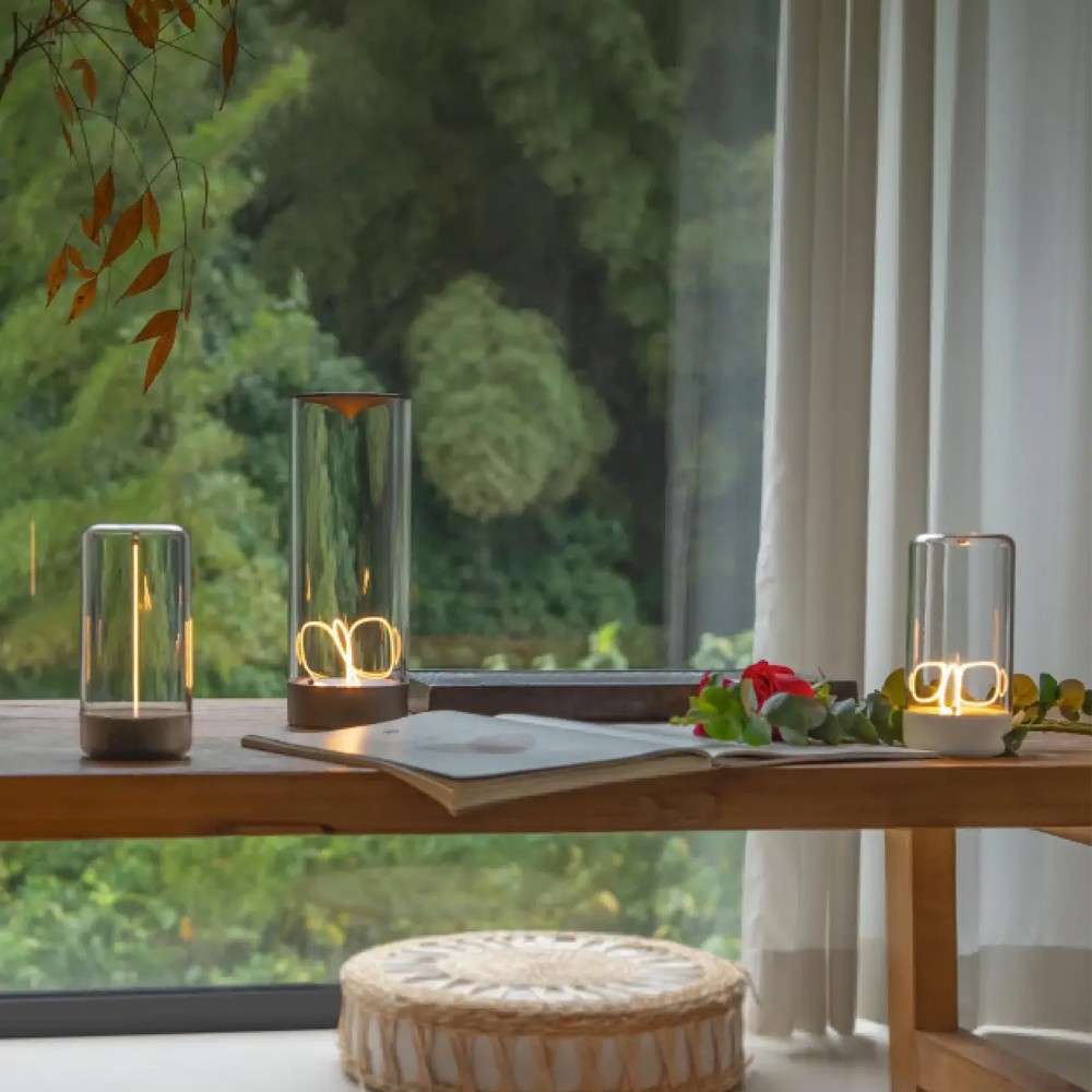 AUGE Cordless LED Table Lamp