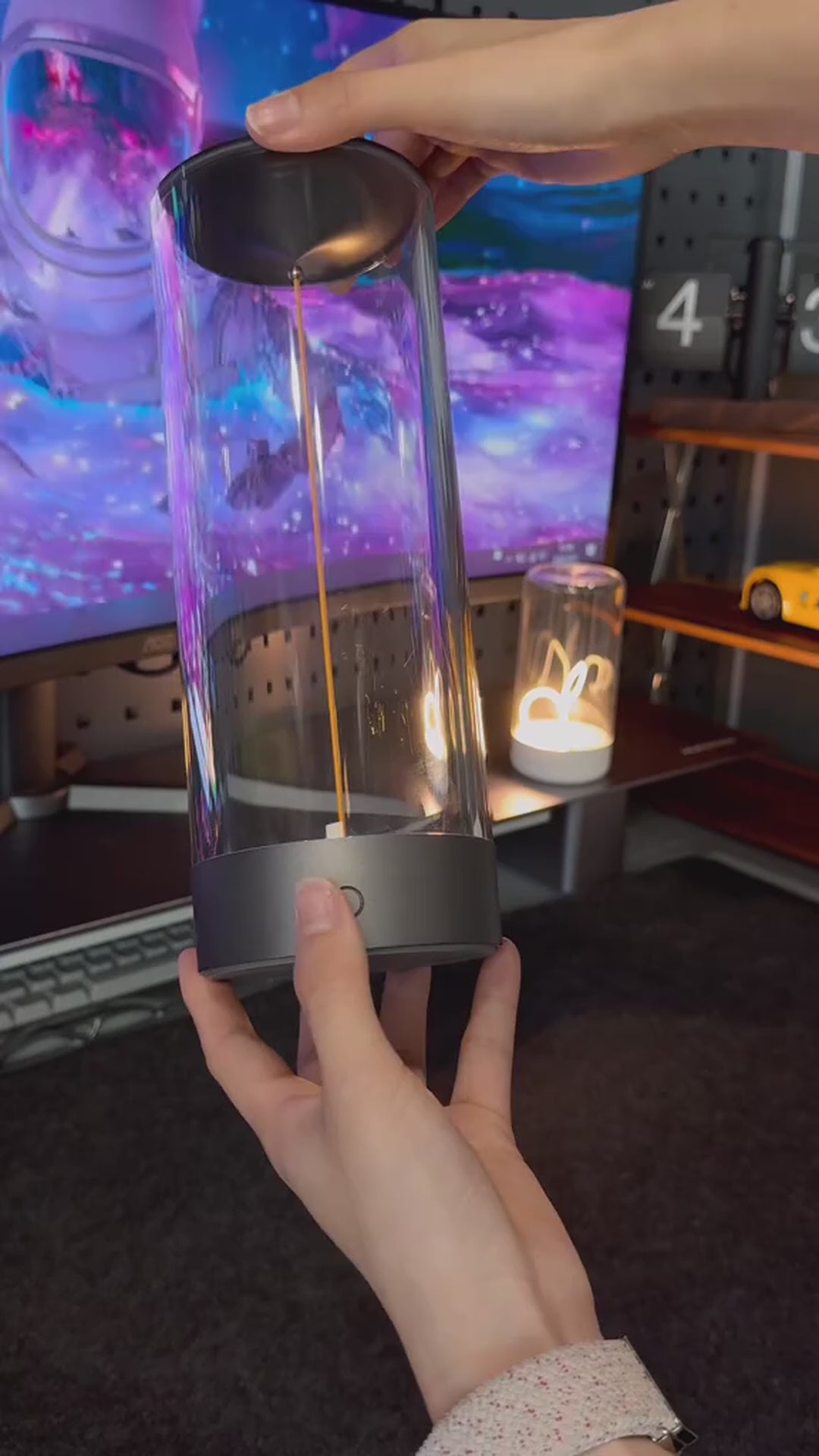 AUGE Cordless LED Table Lamp